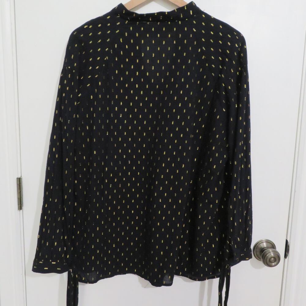 Maette 1X Black Gold Long Sleeve Top - Picture 2 of 7